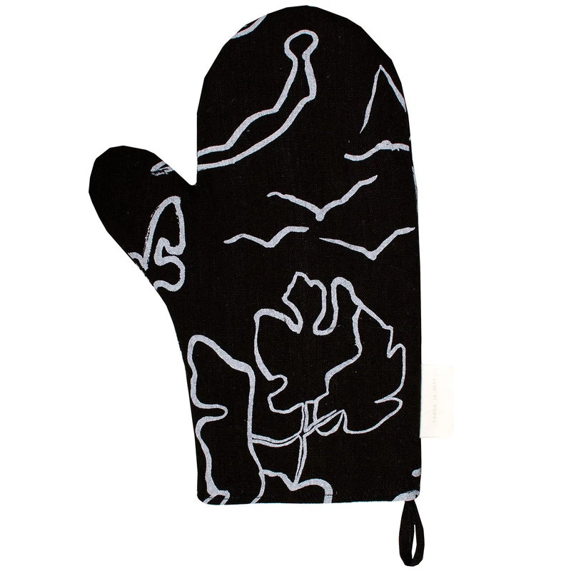 Saana Ja Olli Onnenmaa Oven Mitten, Black 3 Saana Ja Olli Onnenmaa Oven Mitten, Black