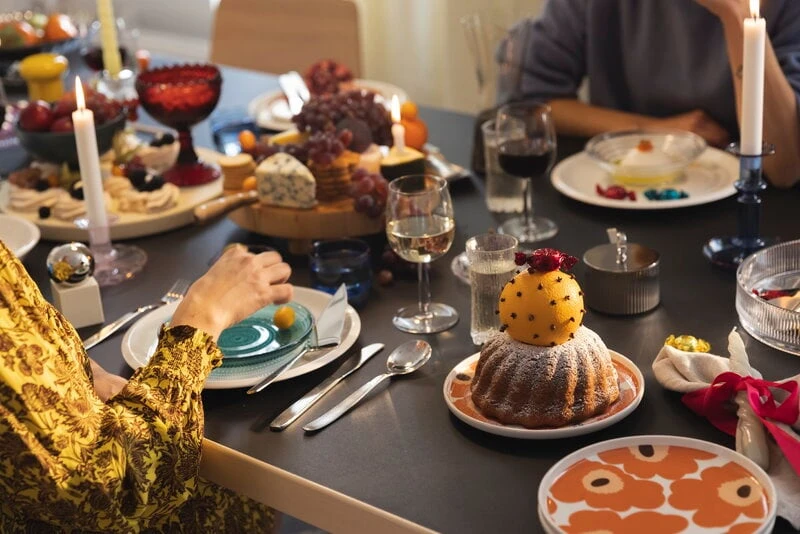 Ferm LIVING Chess Cutting Board, Round, Small 6 Ferm LIVING Chess Cutting Board, Round, Small - Image 4