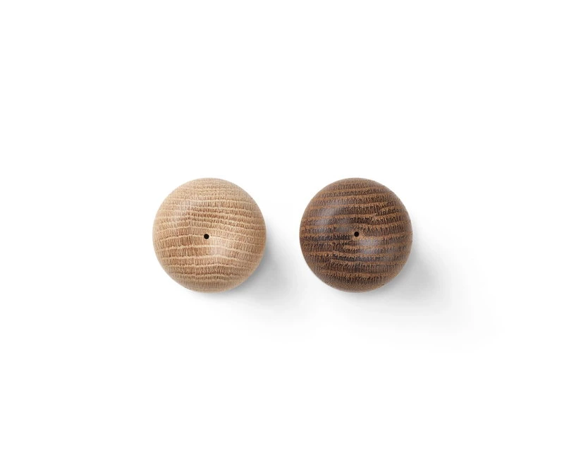Kay Bojesen Menageri Salt And Pepper Set, Oak - Smoked Oak 4 Kay Bojesen Menageri Salt And Pepper Set, Oak - Smoked Oak - Image 2