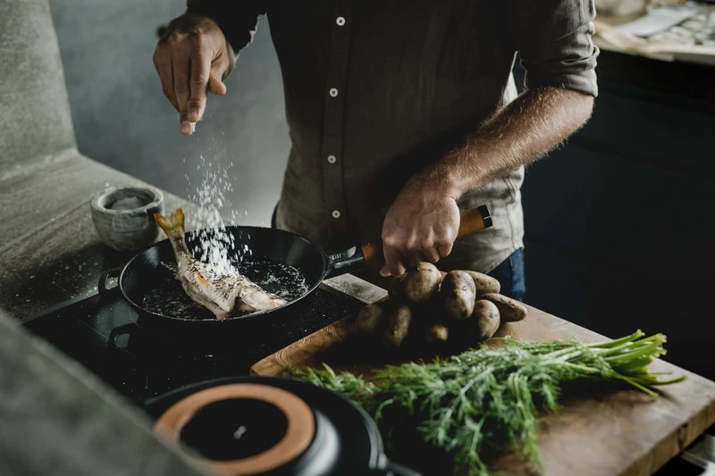 Fiskars Norden Cast Iron Frying Pan, 26 Cm 6 Fiskars Norden Cast Iron Frying Pan, 26 Cm - Image 4