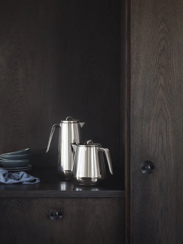 Georg Jensen Helix Thermo Jug, 1 L 6 Georg Jensen Helix Thermo Jug, 1 L - Image 4