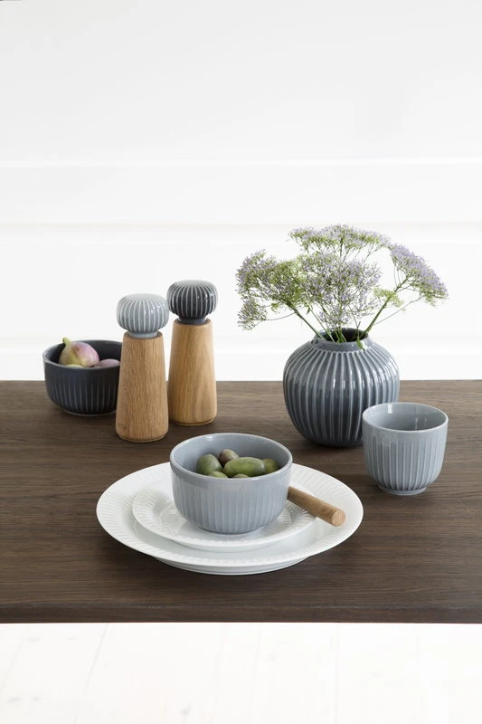 Kähler Hammershøi Grinder, 17,5 Cm, White 4 Kähler Hammershøi Grinder, 17,5 Cm, White - Image 2