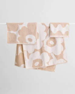 Marimekko Pieni Unikko Kitchen Towel, Off White - Beige -Kitchen Utensils Sale MM Cont Unikko towels beige