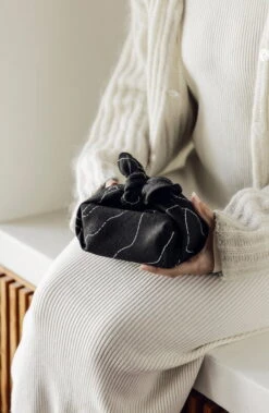 Saana Ja Olli Rakkauden Meri Tea Towel/place Mat, Black - White -Kitchen Utensils Sale Rakkauden meri Saana ja Olli hi res kuva Suvi Kesalainen 26