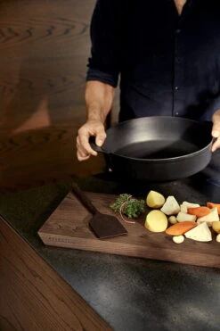 Rosendahl RÅ Spatula, Ash 13 Rosendahl RÅ Spatula, Ash -Kitchen Utensils Sale Rosendahl 2022 23109 23105 01 1