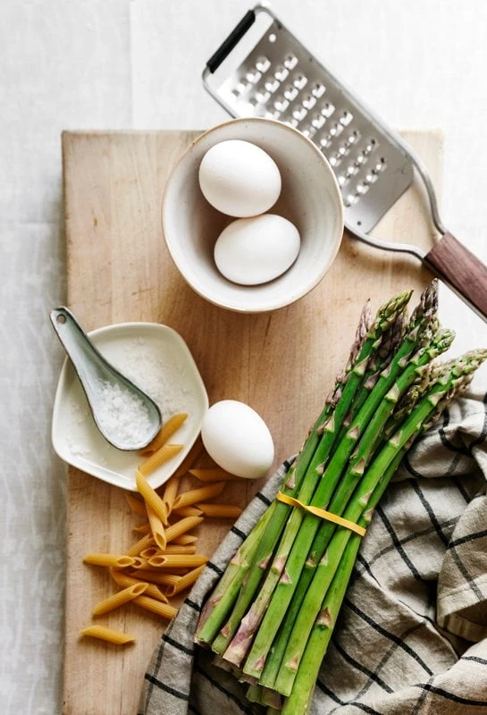 Ferm LIVING Hale Tea Towel, Sand - Black 5 Ferm LIVING Hale Tea Towel, Sand - Black - Image 3