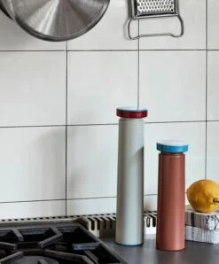HAY Salt & Pepper Mill, M, Terracotta 11 HAY Salt & Pepper Mill, M, Terracotta -Kitchen Utensils Sale Salt and Pepper L light grey Salt and Pepper M terracotta 1