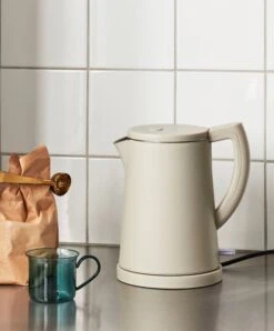 HAY Sowden Kettle, Grey 11 HAY Sowden Kettle, Grey -Kitchen Utensils Sale Sowden Kettle EU grey Borosilicate Cup aqua Clip Clip