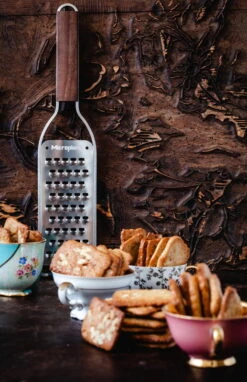 Microplane Master Series Extra Coarse Grater 13 Microplane Master Series Extra Coarse Grater -Kitchen Utensils Sale mp Master Series Extra coarse Blade cookies 28229