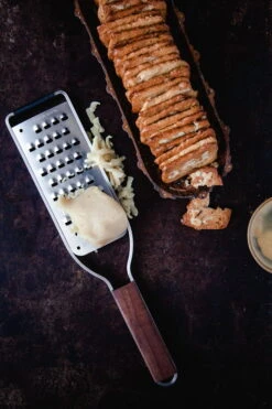 Microplane Master Series Extra Coarse Grater 10 Microplane Master Series Extra Coarse Grater -Kitchen Utensils Sale mp Master Series Extra coarse Blade cookies 28429