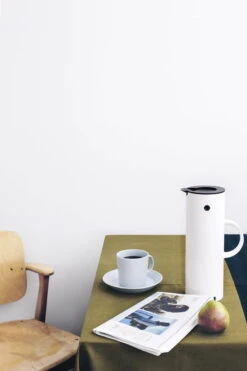 Stelton EM77 Vacuum Jug 1,0 L, White -Kitchen Utensils Sale stelton termos suvi kesalainen